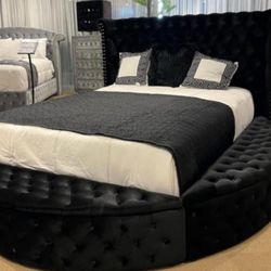 AP 🎉 Black Queen Circle Bed// Financing & Delivery 