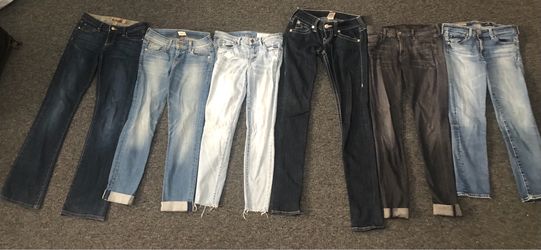 Women low cut designer jeans size 26/27