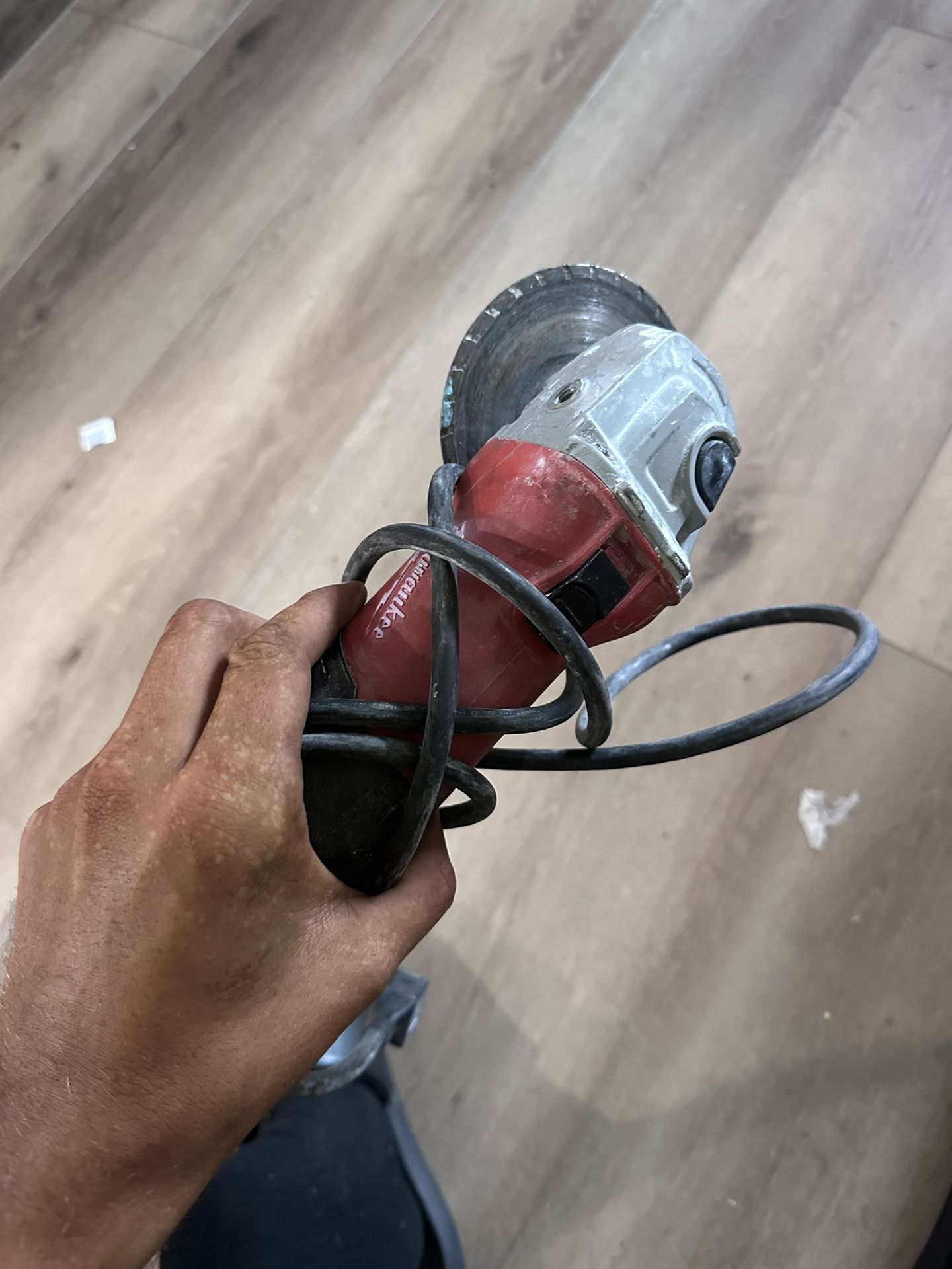 Milwaukee Corded Grinder  4-1/2"