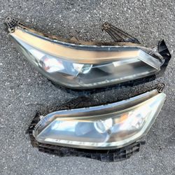 2013-2015 Honda Accord Sedan Headlights With Headlight Brackets And Lights Bulbs OEM.