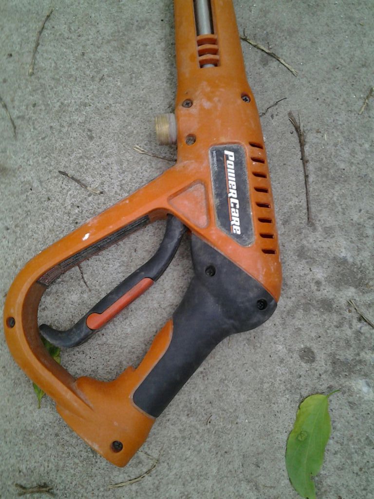 Power care gun and hose