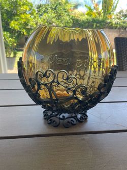 Vintage iron wrought vase/bowl