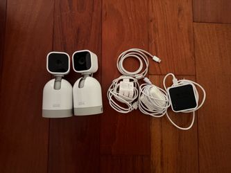 Blink Indoor Security Camera Set – 2 Cameras + Pan/Tilt Mounts + Sync Module 2