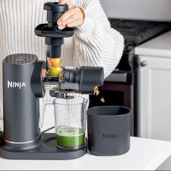 Ninja NeverClog Cold Press Juicer 24oz Jug 36oz Pulp JC151