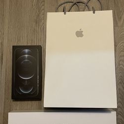 T-mobile Iphone 12 PRO MAX BUNDLE - 256gb 