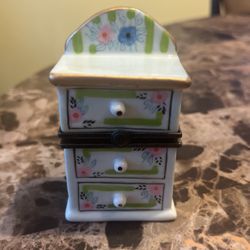 Ceramic Floral Dresser Chest Trinket Box With Hinged Lid Jewelry Pill Holder