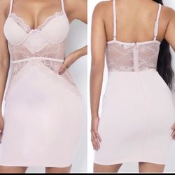 Sale!! Brand new now $25 dlls perfect fit women’s dress