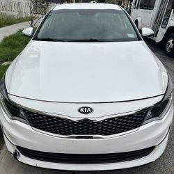 2018 KIA Optima