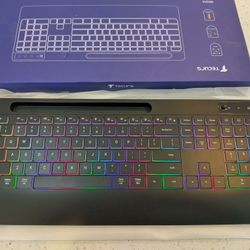 Brand New Wireless Keyboard With RGB Backlit