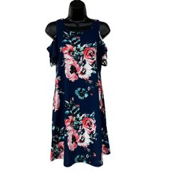 Women’s Cold Shoulder Dress Size Small