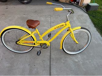 Women’s beach cruiser