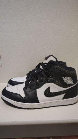 Jordan 1 Mids