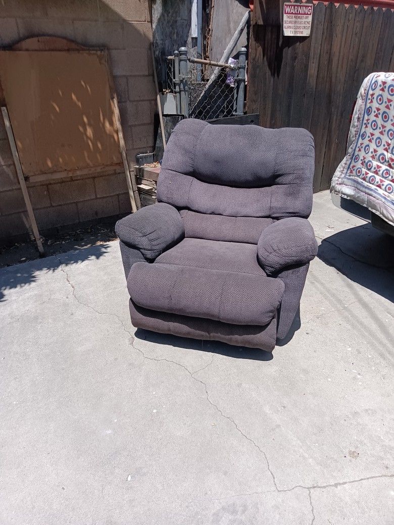 25$