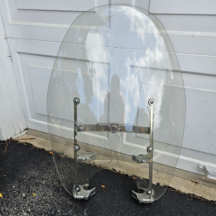Harley Davidson Quick Detach Motorcycle Windshield Winged Skull