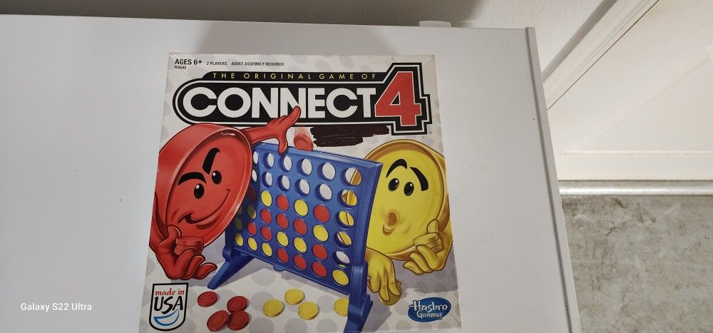 The Classic Game Of Connect 4.  2   Players Board Game For Kids.