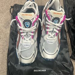 Balenciaga Runner