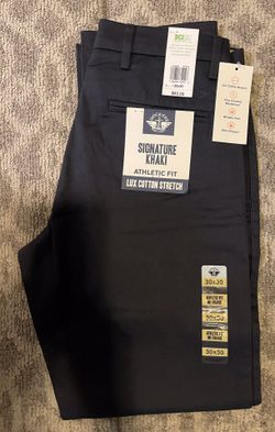 Dockers Men’s Pants, Signature Khaki, Athletic Fit, Lux Cotton Stretch, No Crease, 30x30, Navy, Flex Comfort