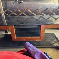 Free tv stand
