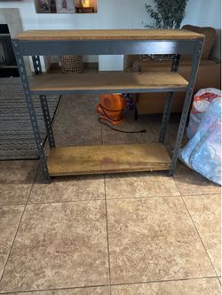 Storage shelf