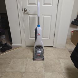 Bissell Carpet Cleaner 