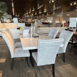 7pc Dining Room Set 