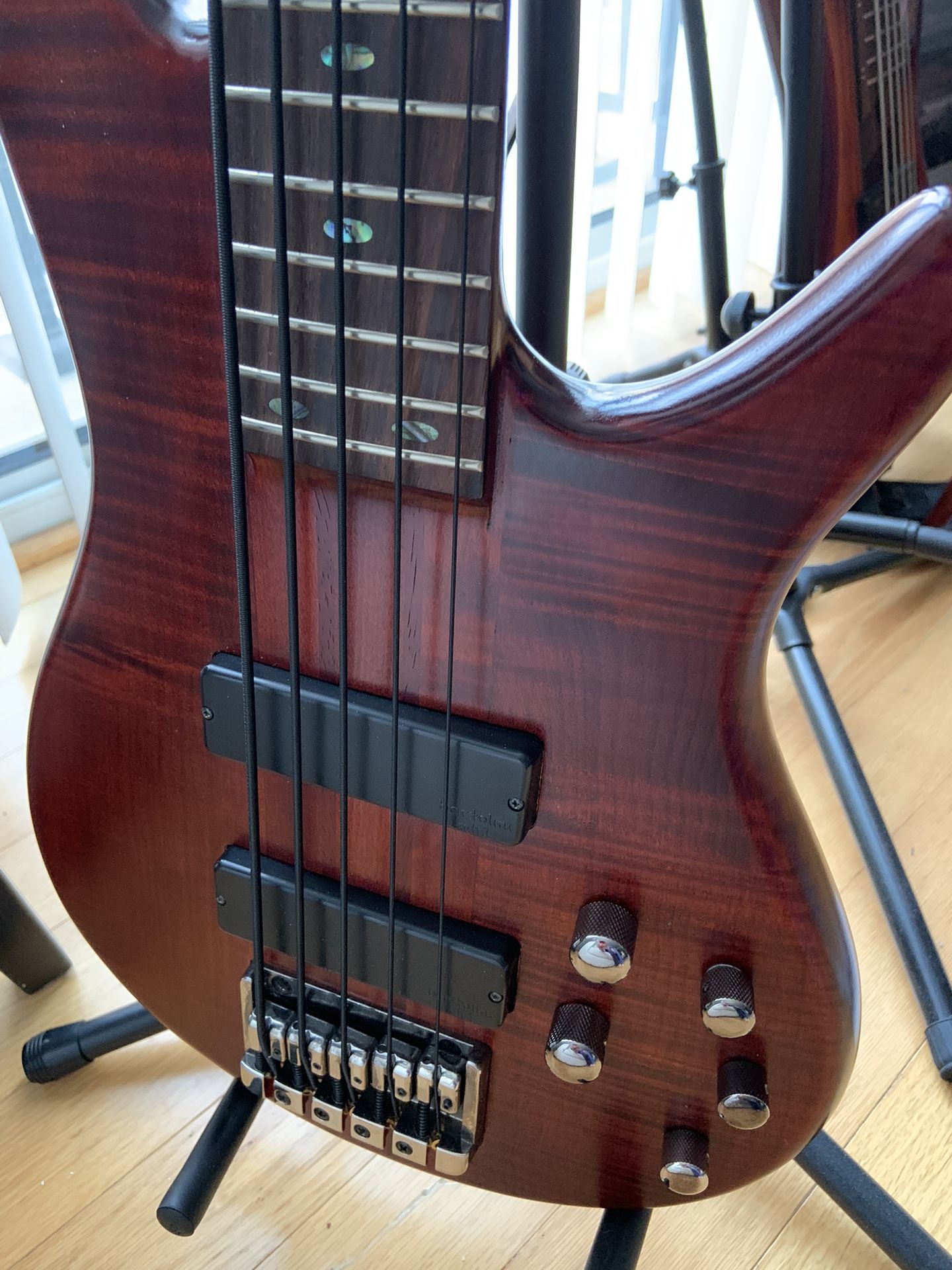 Ibanez SR905 Bass 5 String