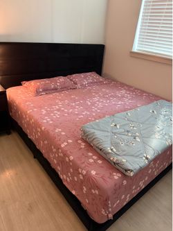 King zinus green tea  memory foam medium firm mattress.