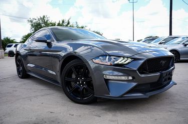 2019 Ford Mustang