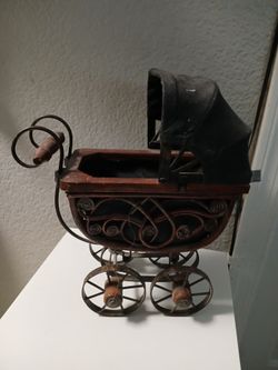 Antique Victorian baby buggy mini replica