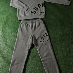 Nike x Supreme Sweatsuit Grey