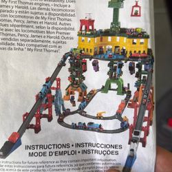 Thomas & Friends Super Station Train Set