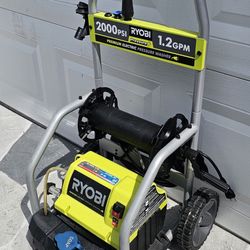 RYOBI PRESSURE WASHER 2000 PSI 1.2 GPM 