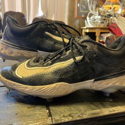 Nike Huarache Team Baseball Cleats (Metal)