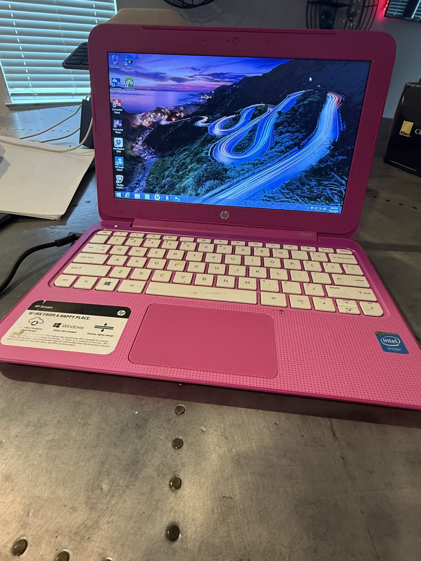 HP Stream Notebook - 11-d020nr (ENERGY STAR)
