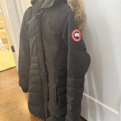 Women’s Canada Goose Jacket