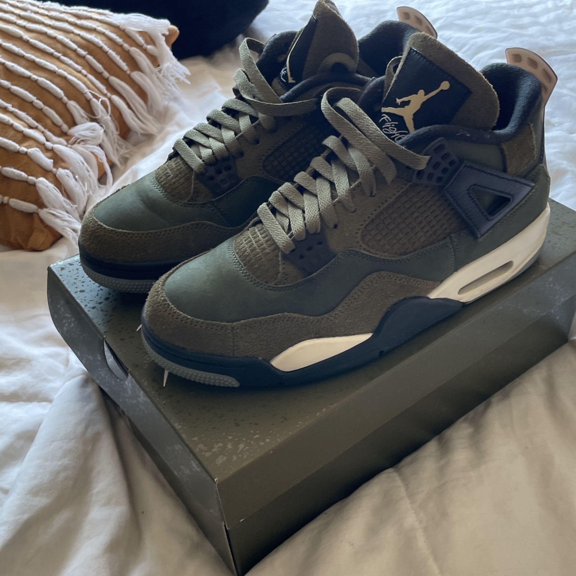 Jordan 4