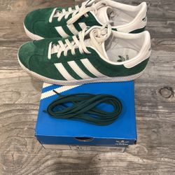 adidas gazelle silver green womens adidas Gazelle ADV Wonder White/Blue/Gum 10