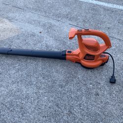 Black And Decker Electric Corded Blower Like New 
