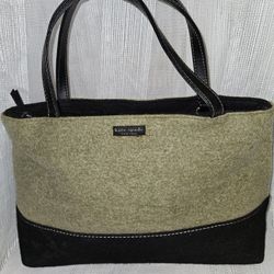 Handbags 