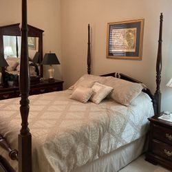 Queen Cherry Bedroom Set