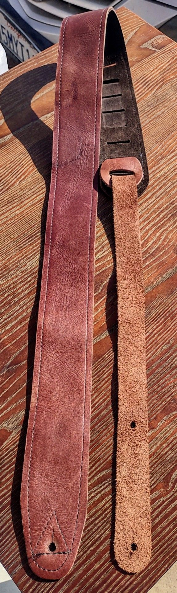 D'Addario 2.5" Wide Reversible Genuine Smooth Leather/Suede Leather Guitar Strap