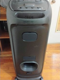 JBL PartyBox Ultimate 1100W Wireless Party Speaker - Like New Condition