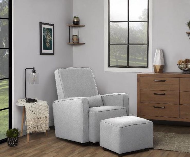 Chair With Ottoman