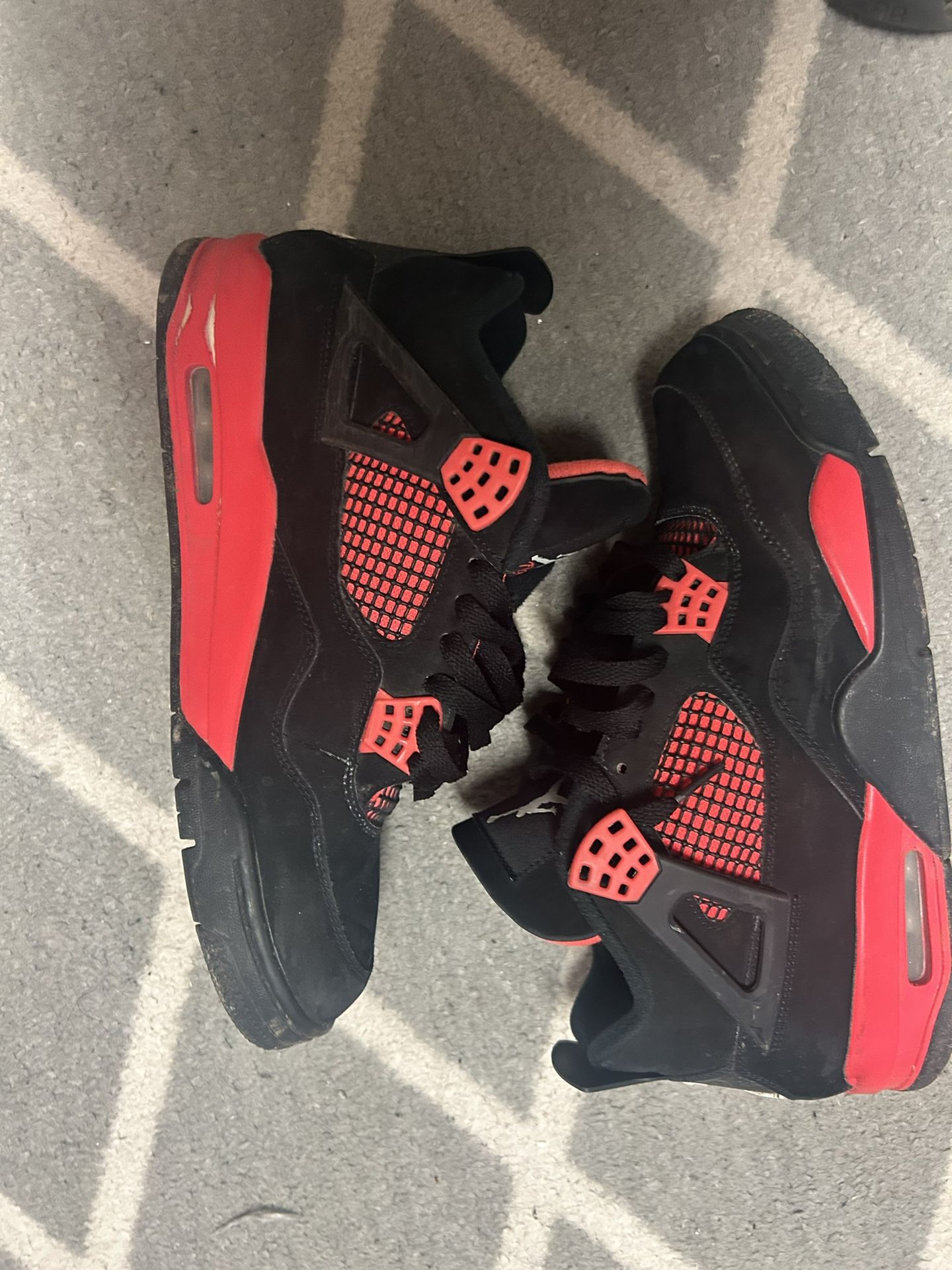 Jordan 4 Red Thunder size 11