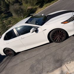 toyota camry hybrid 2018 