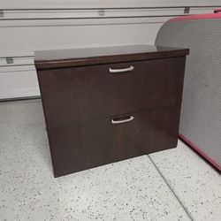 Dresser/ File Cabinet 