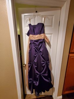 Size 4 Forever Yours Strapless Dress