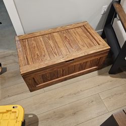 Blanket chest solid wood