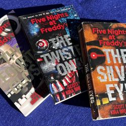 FNAF - Five Nights at Freddy's - 3-Book Set