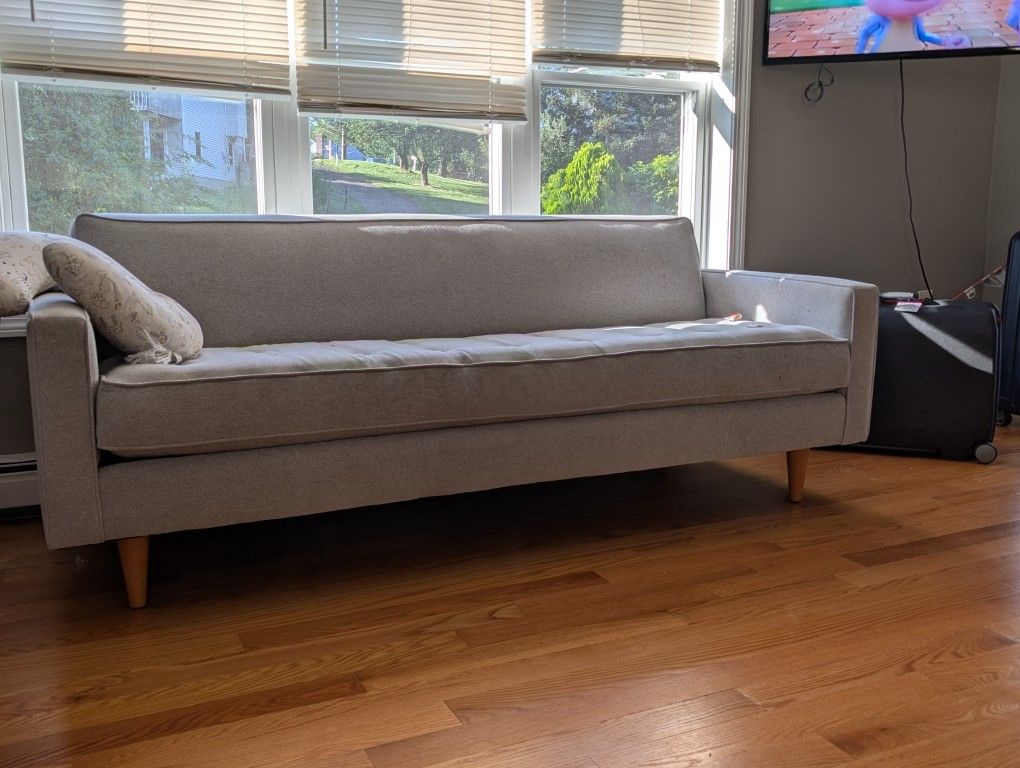 APT2B modern "Scott" sofa